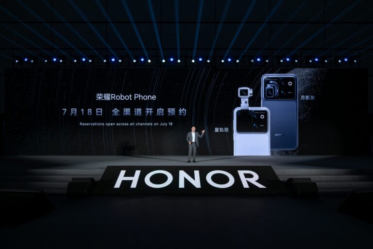 Honorが発表した、AIが自律的にタスクを実行するAgentic OSと、物理的な動作が可能なロボットスマホの製品イメージ。